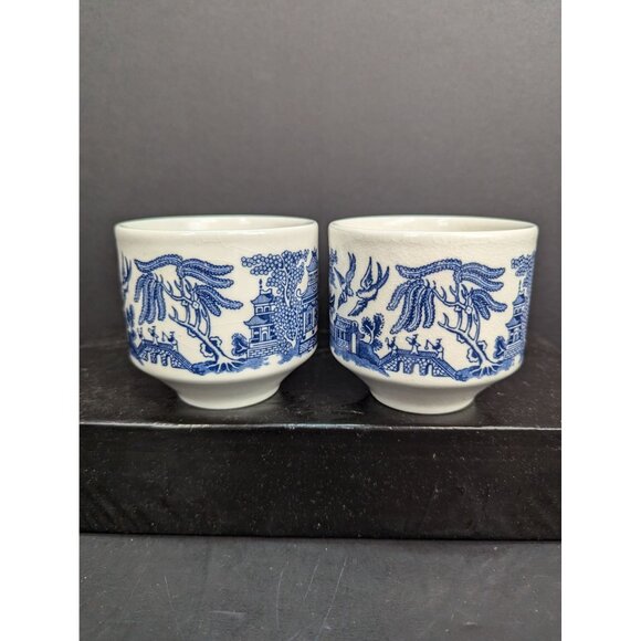 Vintage Made in England Blue Willow 8 Oz Coffee/Tea Cup Set of 2 - Picture 4 of 7